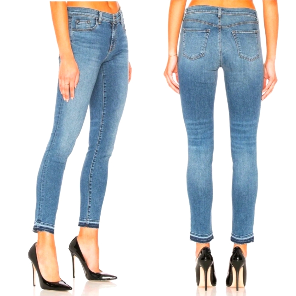 J Brand Women's Jeans 32 Delphi Light Wash Blue Raw Hem Mid Rise Skinny